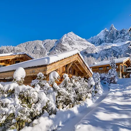Chalet Black Squirrel Chamonix