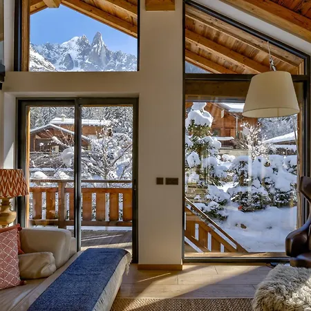 Black Squirrel Chalet Chamonix